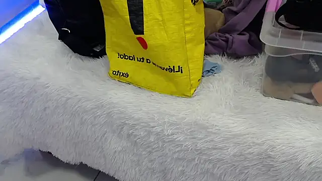 ArianaSantana online show from 29, 10, 2025