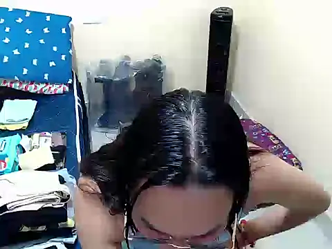 missblu online show from 8, 11, 2025