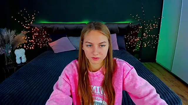 Snapshot of MilaAddams chatting on 15, 11, 2025 MilaAddams online show from 15, 11, 2025