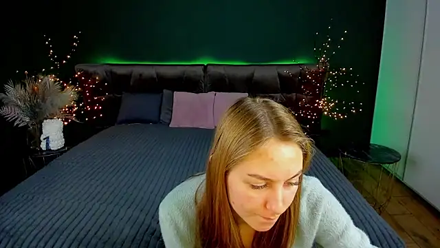 Snapshot of MilaAddams chatting on 27, 11, 2025 MilaAddams online show from 27, 11, 2025