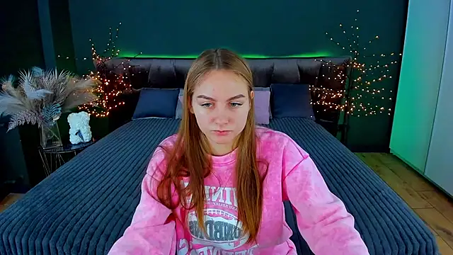 Snapshot of MilaAddams chatting on 29, 11, 2025 MilaAddams online show from 29, 11, 2025