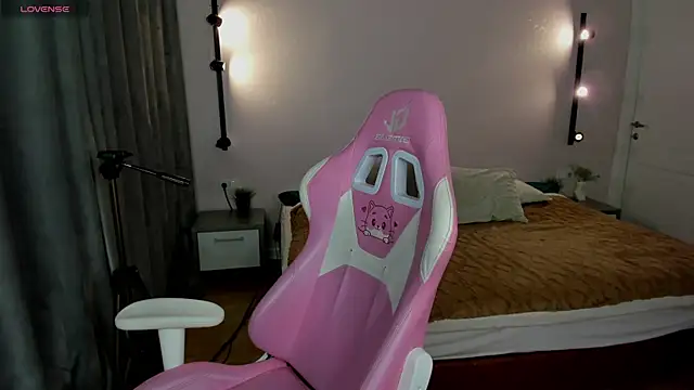 Belle Wa1ker online show from 9, 11, 2025