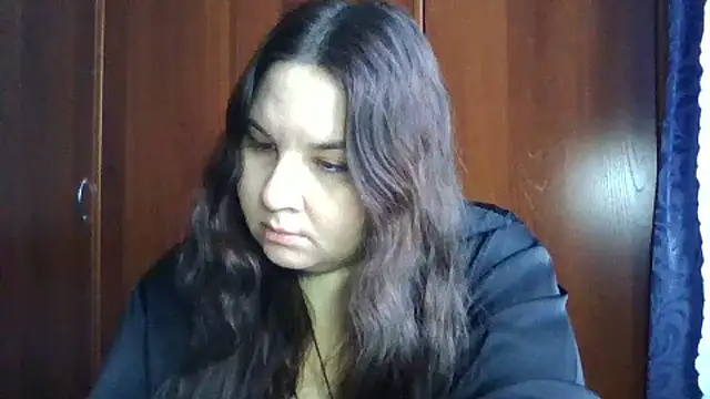 Snapshot of Vaessira chatting on 10, 11, 2025 Vaessira online show from 10, 11, 2025