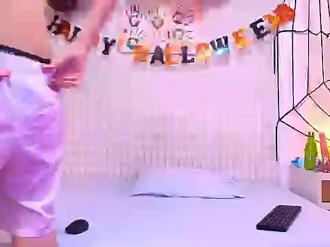 Snapshot of LuigiMarchetti chatting on 27, 10, 2025 LuigiMarchetti online show from 27, 10, 2025