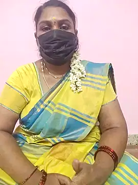 Snapshot of Tamil_Azhaghi25 chatting on 16, 9, 2025 Tamil Azhaghi25 online show from 16, 9, 2025