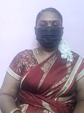 Snapshot of Tamil_Azhaghi25 chatting on 26, 9, 2025 Tamil Azhaghi25 online show from 26, 9, 2025