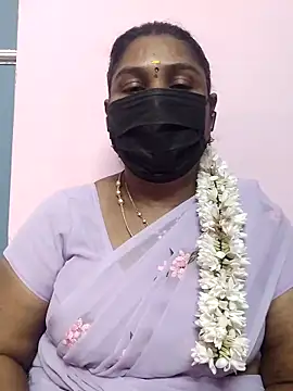 Snapshot of Tamil_Azhaghi25 chatting on 30, 9, 2025 Tamil Azhaghi25 online show from 30, 9, 2025
