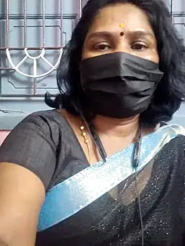 Snapshot of Tamil_Azhaghi25 chatting on 17, 6, 2026 Tamil Azhaghi25 online show from 17, 6, 2026