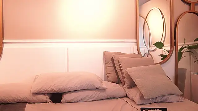 Tayler Kim online show from 5, 1, 2026