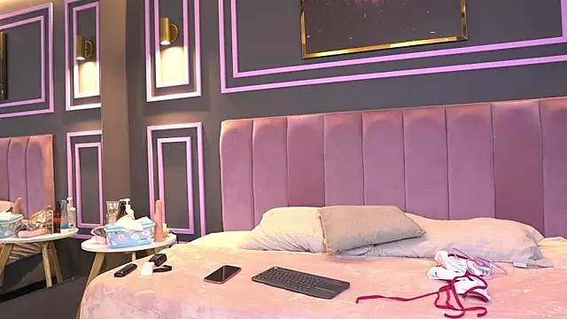 Tayler Kim online show from 11, 1, 2026