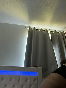 Lulumayxx online show from 6, 4, 2026