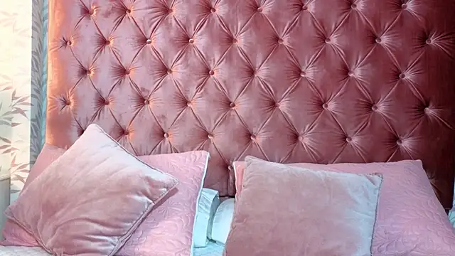 Snapshot of cherry_canndy_ chatting on 11, 9, 2025 cherry canndy  online show from 11, 9, 2025