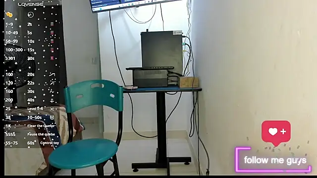 lunna noir online show from 3, 11, 2025