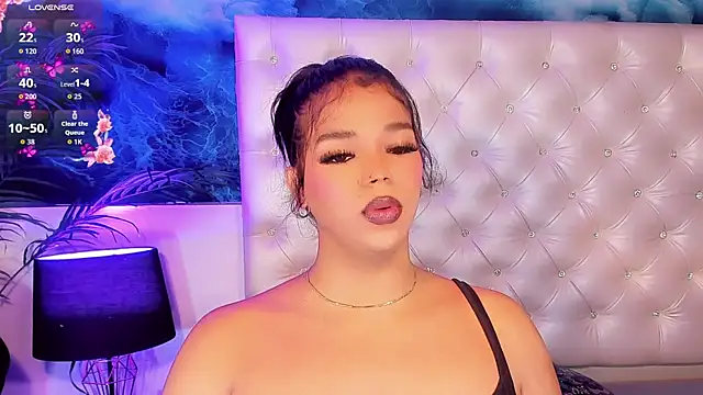 Valeria Swett  online show from 27, 5, 2026
