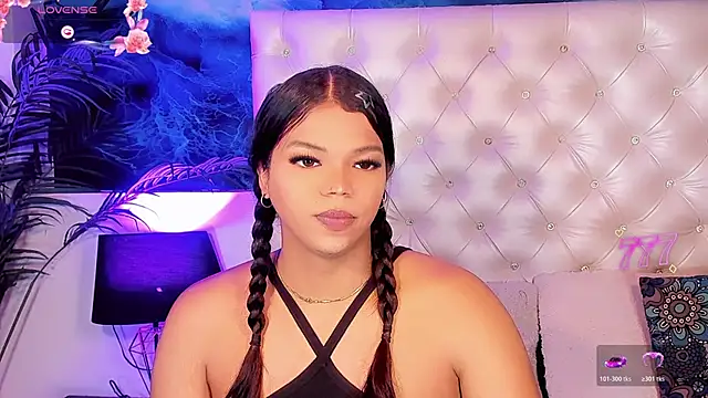 Valeria Swett  online show from 1, 6, 2026