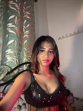 STRIP GLOW online show from 5, 4, 2026