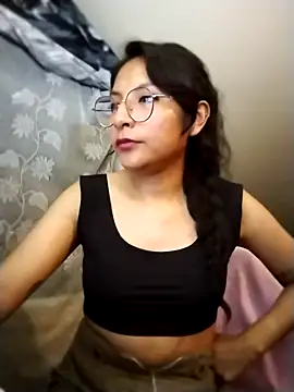 Regina Shine online show from 7, 11, 2025