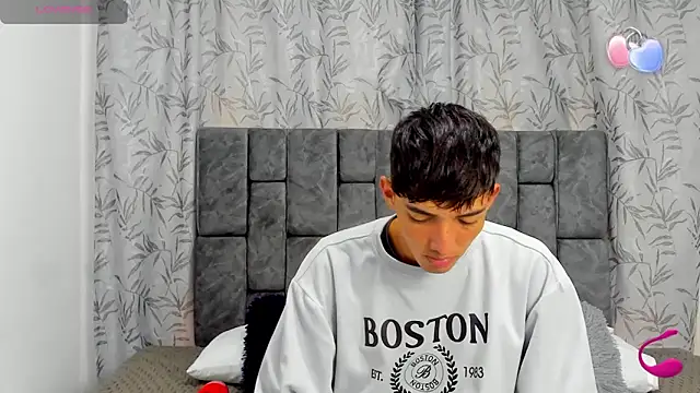 Maikol Ortiz online show from 22, 11, 2025