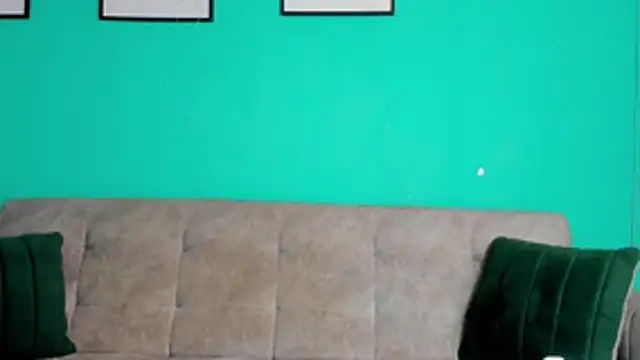 Maikol Ortiz online show from 15, 4, 2026