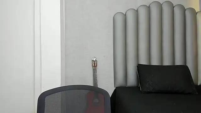 Charlotte-Star online show from 29, 10, 2025