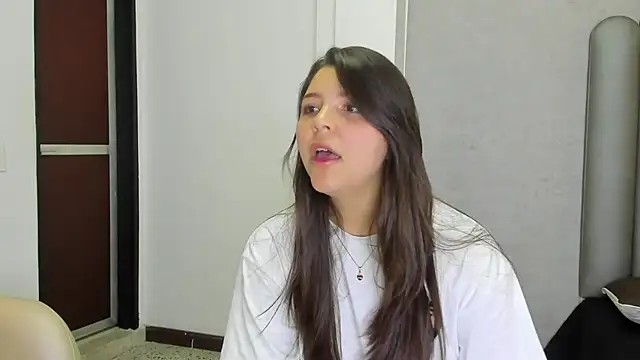 Charlotte-Star online show from 6, 11, 2025