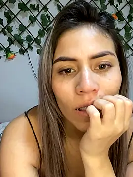 Snapshot of DannaftDavid chatting on 14, 10, 2025 DannaftDavid online show from 14, 10, 2025