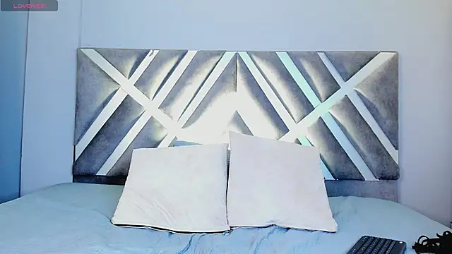 kaylii purple online show from 4, 10, 2025