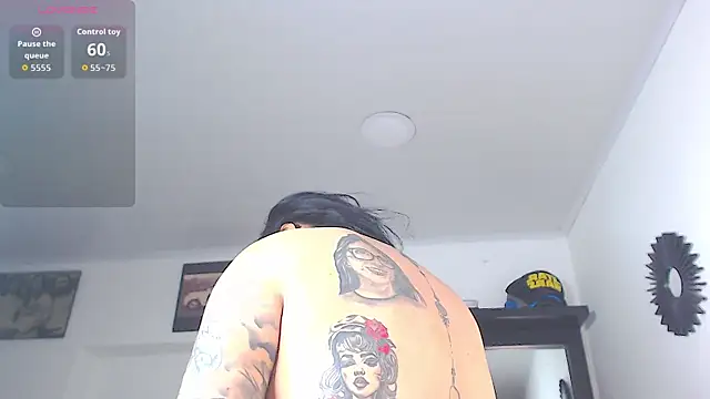 Vicky hotmilf online show from 16, 4, 2026