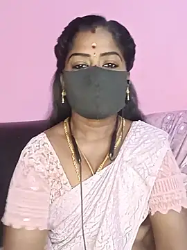 Snapshot of tamilammukuttyy chatting on 2, 6, 2026 tamilammukuttyy online show from 2, 6, 2026