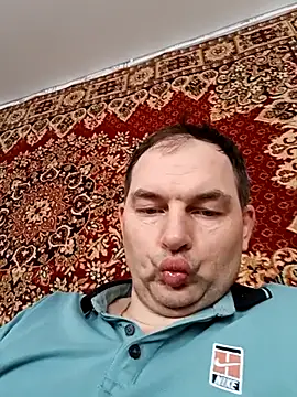 Snapshot of SummerArthur chatting on 5, 10, 2025 SummerArthur online show from 5, 10, 2025