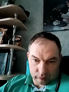 Snapshot of SummerArthur chatting on 6, 11, 2025 SummerArthur online show from 6, 11, 2025