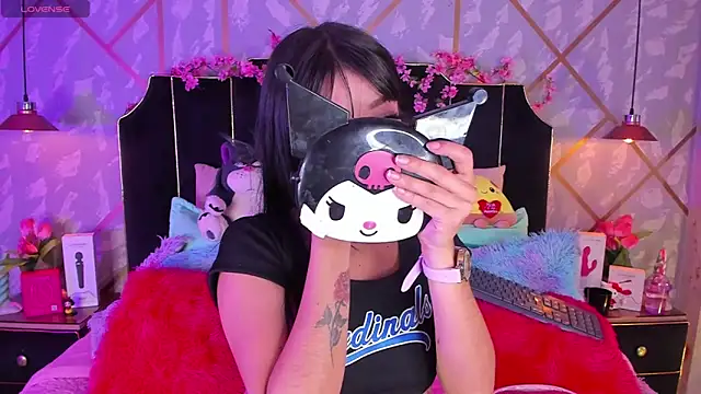 LindaWz  online show from 18, 2, 2026