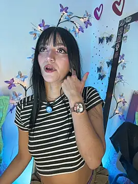 LindaWz  online show from 25, 4, 2026