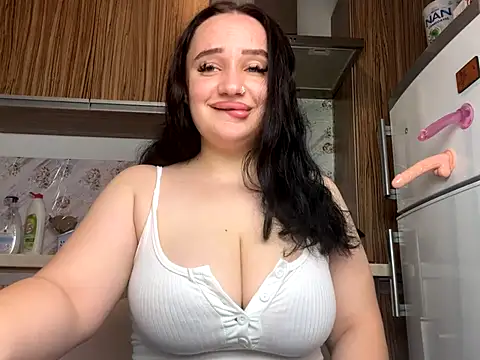 curvybombb online show from 12, 10, 2025