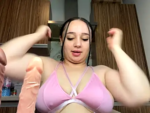curvybombb online show from 8, 11, 2025