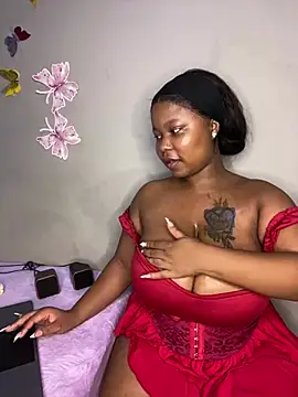 JuicyMellow21 online show from 24, 2, 2026