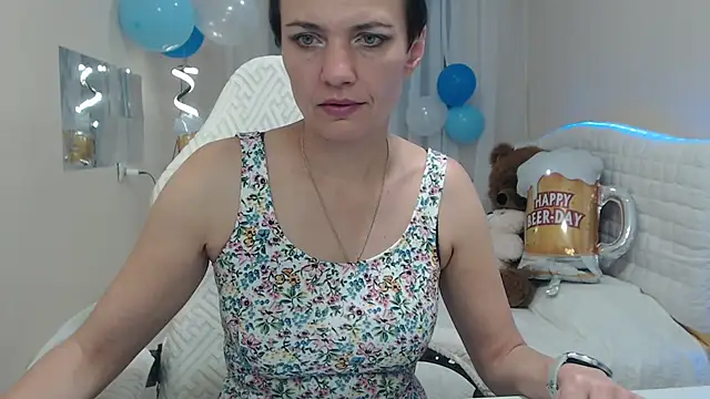 AvaSaturnian online show from 21, 9, 2025