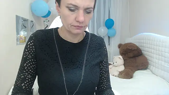 AvaSaturnian online show from 30, 9, 2025