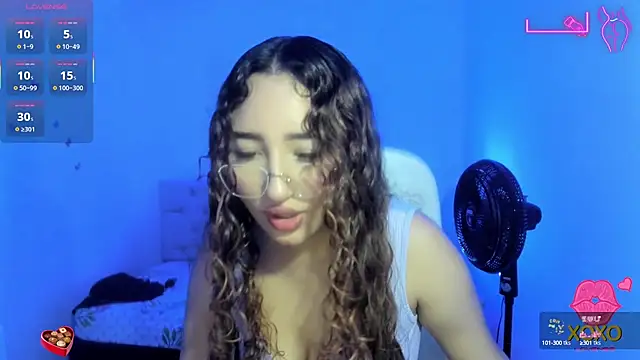 Snapshot of sasha_17_ chatting on 1, 10, 2025 sasha 17 online show from 1, 10, 2025