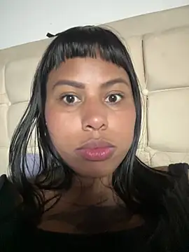 Snapshot of Michluxe_69 chatting on 6, 2, 2026 Michluxe 69 online show from 6, 2, 2026