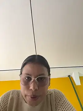 Michluxe 69 online show from 22, 4, 2026