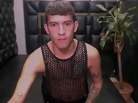 Snapshot of dilan_abraham12 chatting on 15, 9, 2025 dilan abraham12 online show from 15, 9, 2025