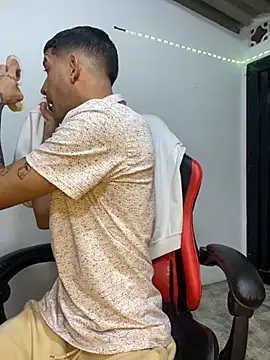 Snapshot of dilan_abraham12 chatting on 5, 11, 2025 dilan abraham12 online show from 5, 11, 2025