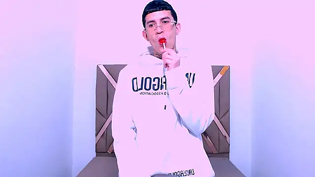 Snapshot of dilan_abraham12 chatting on 20, 2, 2026 dilan abraham12 online show from 20, 2, 2026