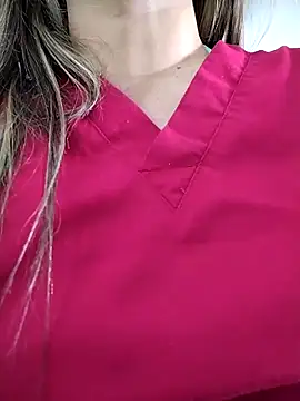 Snapshot of Madisson-04_ chatting on 26, 11, 2025 Madisson-04 online show from 26, 11, 2025