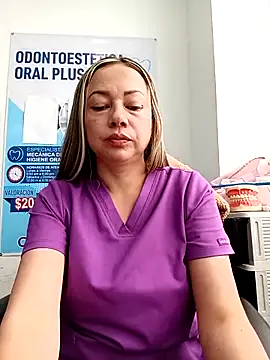 Snapshot of Madisson-04_ chatting on 25, 4, 2026 Madisson-04 online show from 25, 4, 2026