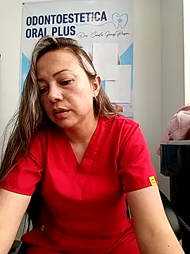 Snapshot of Madisson-04_ chatting on 4, 5, 2026 Madisson-04 online show from 4, 5, 2026
