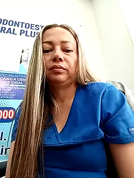 Snapshot of Madisson-04_ chatting on 11, 5, 2026 Madisson-04 online show from 11, 5, 2026