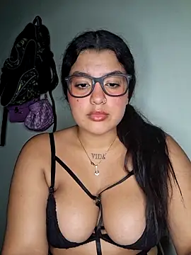 Cat Hot Party online show from 9, 11, 2025