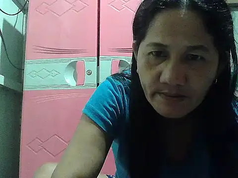 Snapshot of hotmama_063 chatting on 20, 10, 2025 hotmama 063 online show from 20, 10, 2025